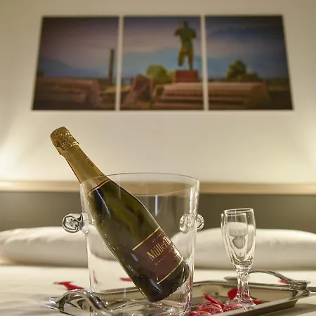 Ruins Luxury Alojamento de Acomodação e Pequeno-almoço 3*